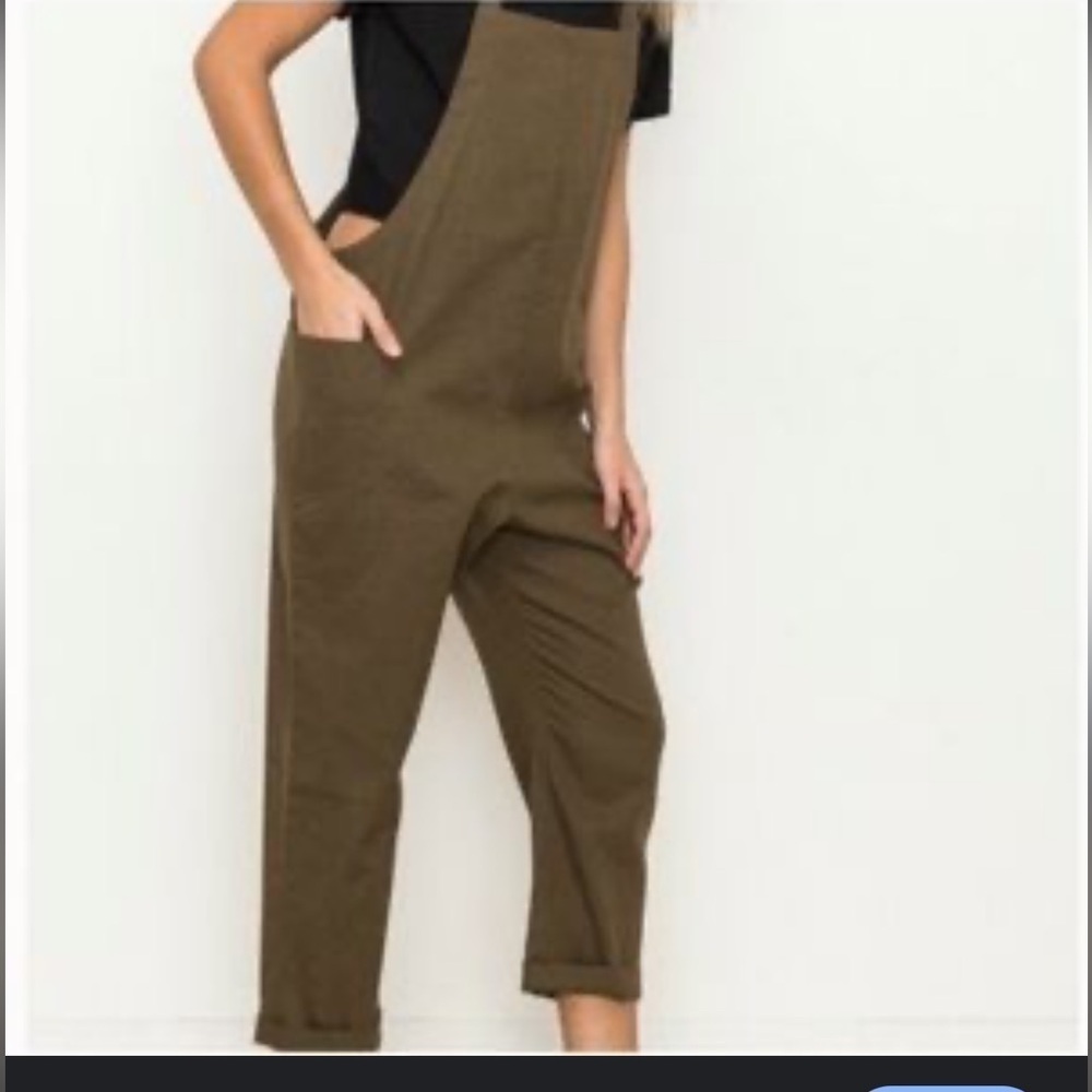 Hem & Thread black corduroy women’ overall Sz S
